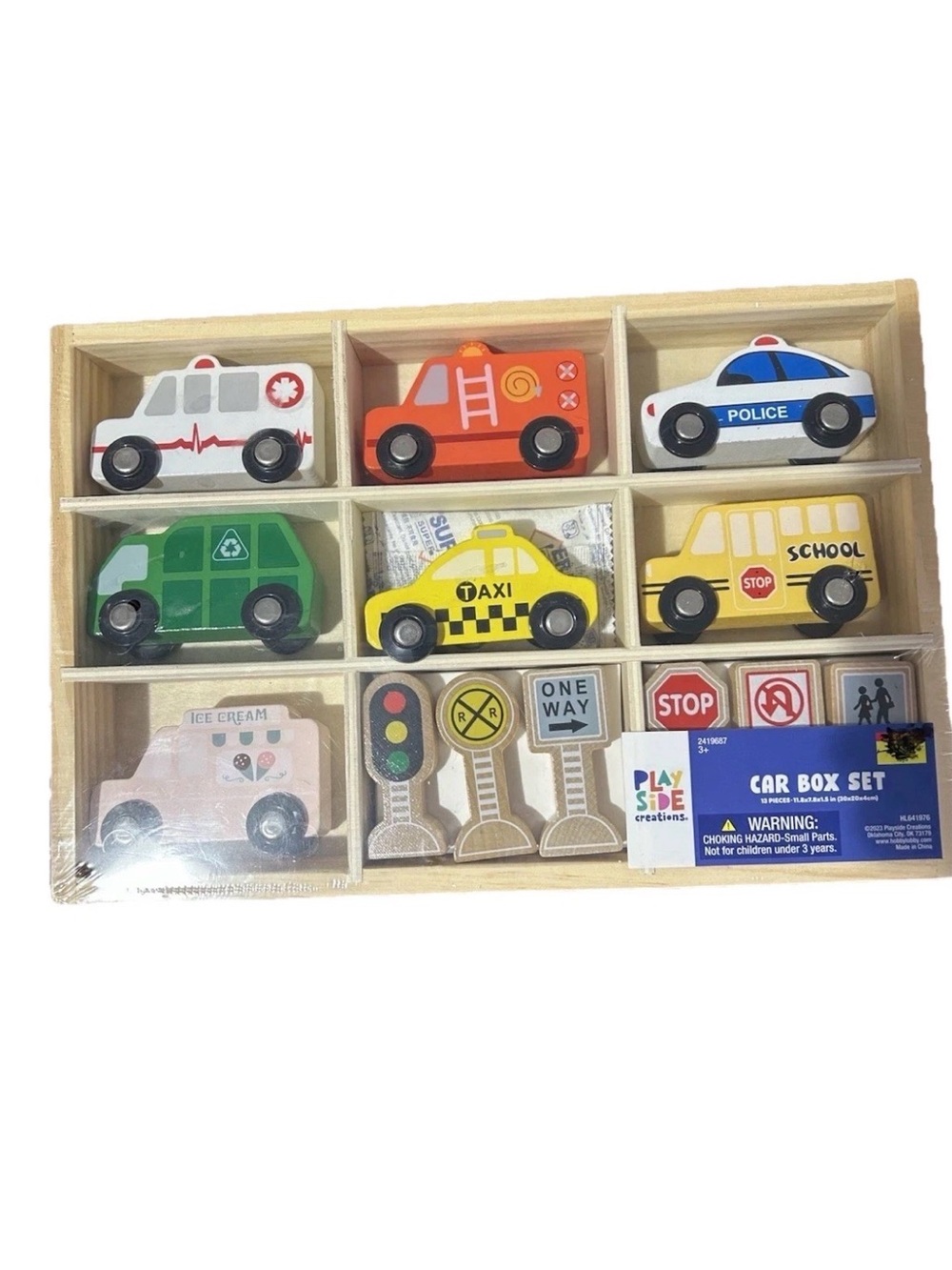 NEW Wooden car and street sign set Montessori ICE CREAM FIRETRUCK police school